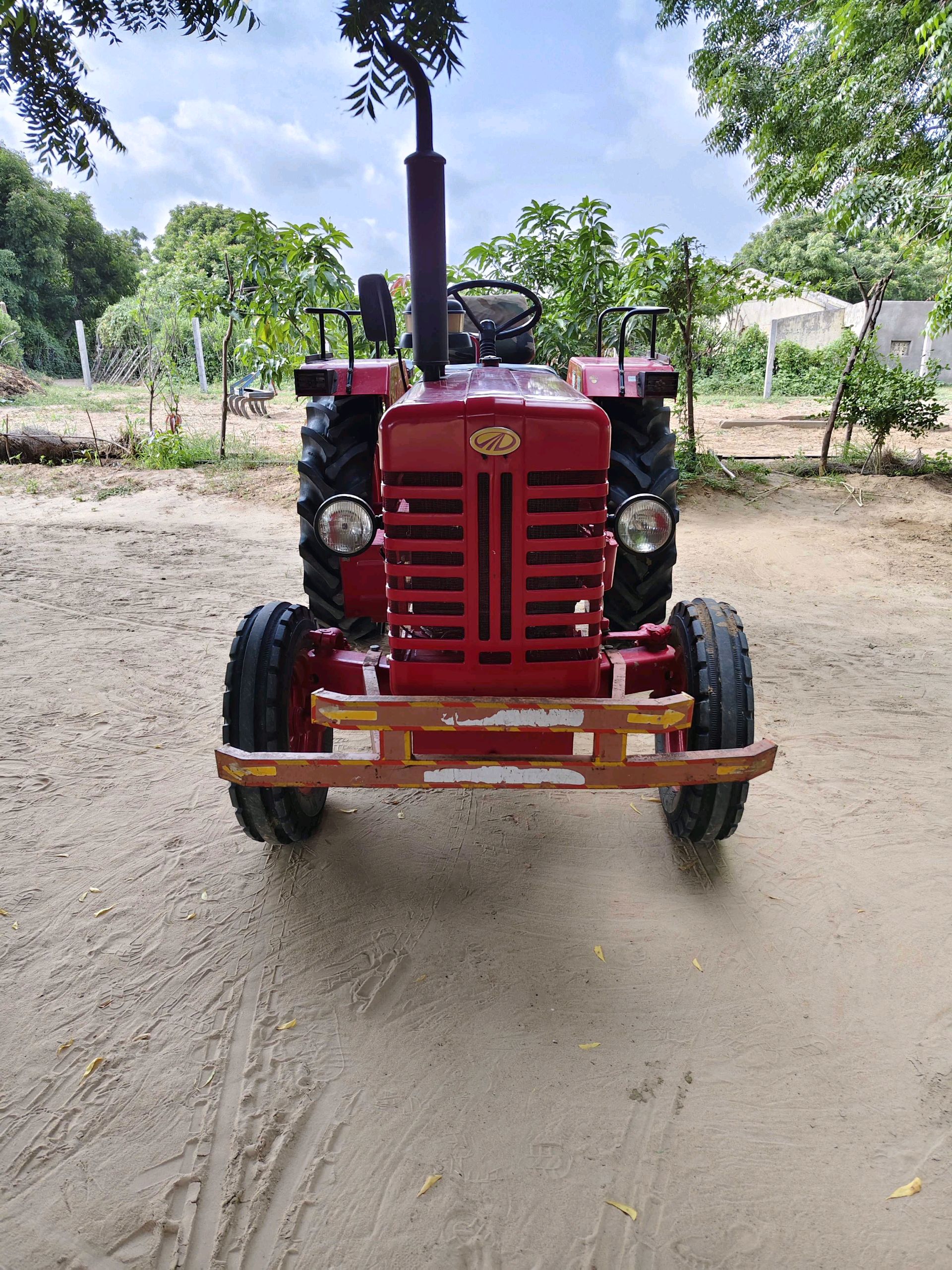 ટ્રેક્ટર