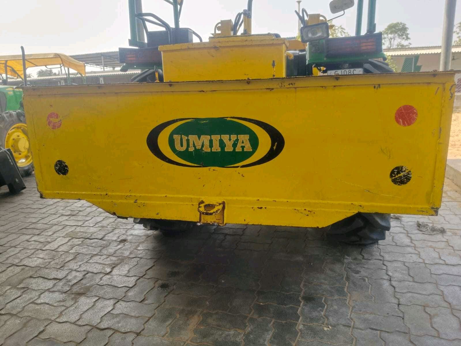 ટ્રેક્ટર