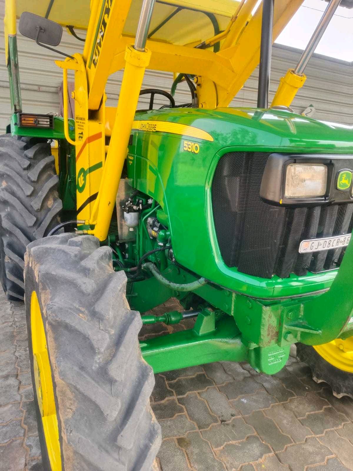 ટ્રેક્ટર