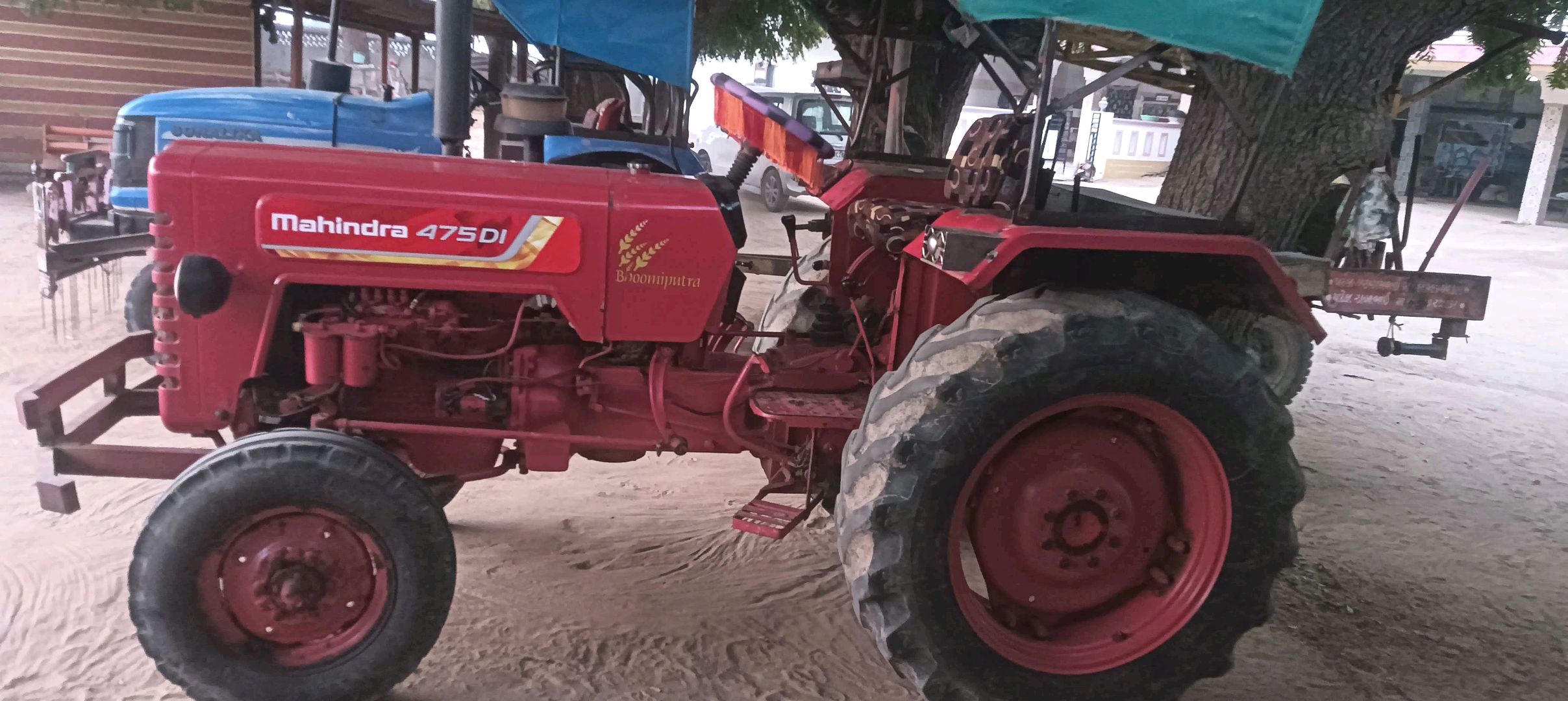 ટ્રેક્ટર