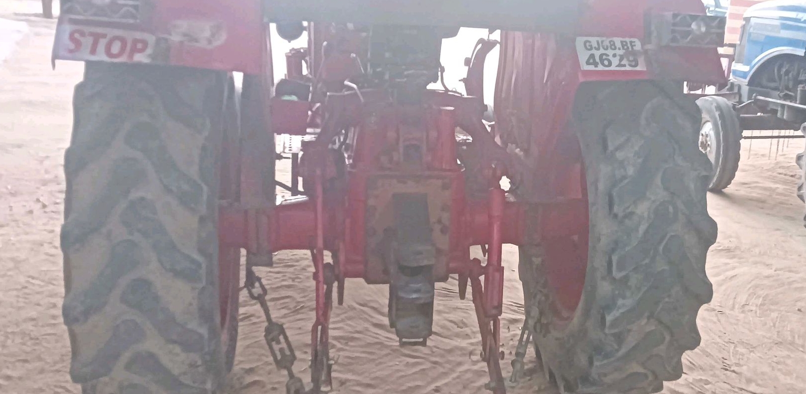 ટ્રેક્ટર