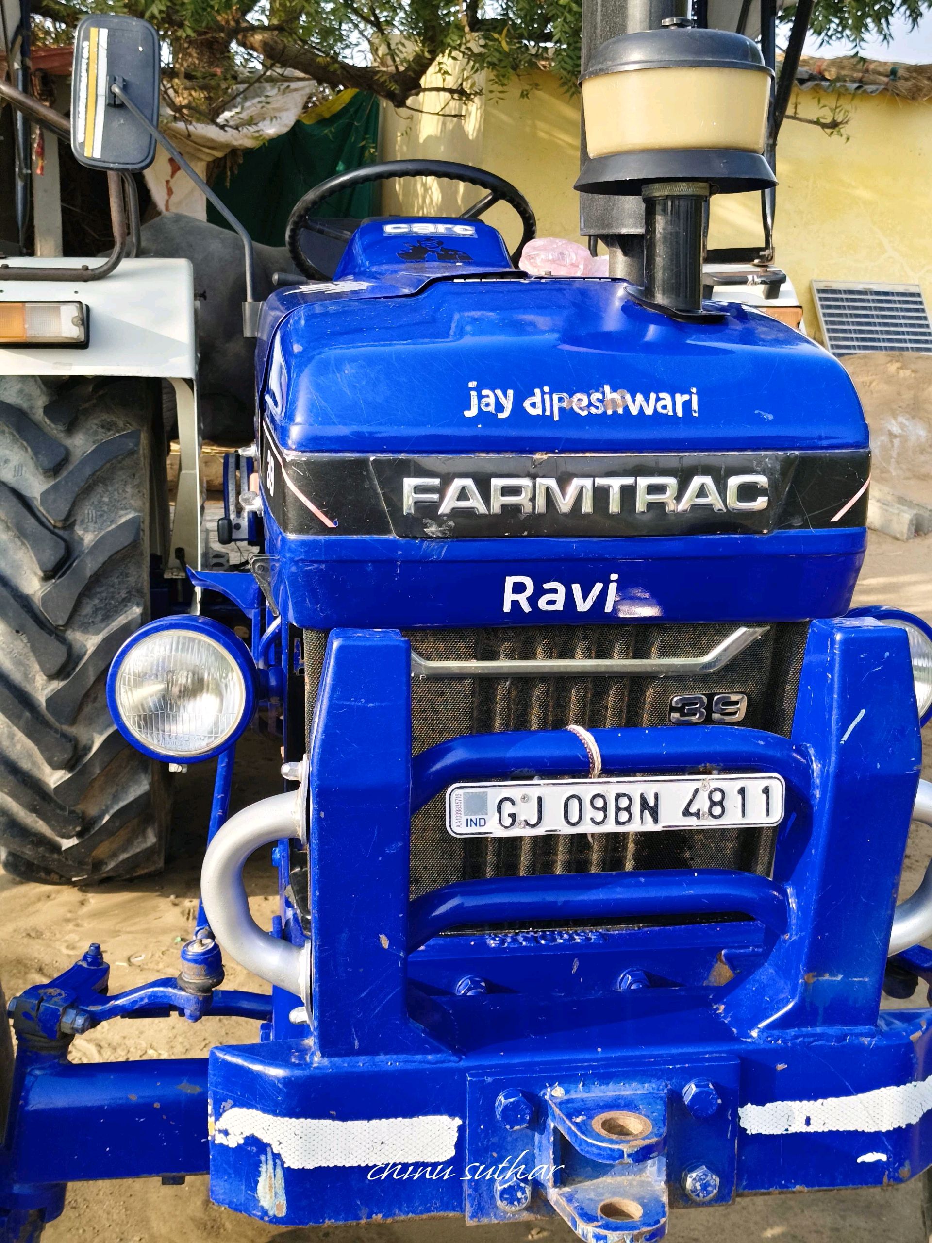 ટ્રેક્ટર